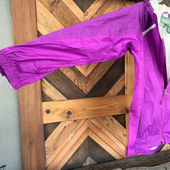 L.L. Bean Girls Large 14-16 Purple Rain Jacket - Picture 7 of 11